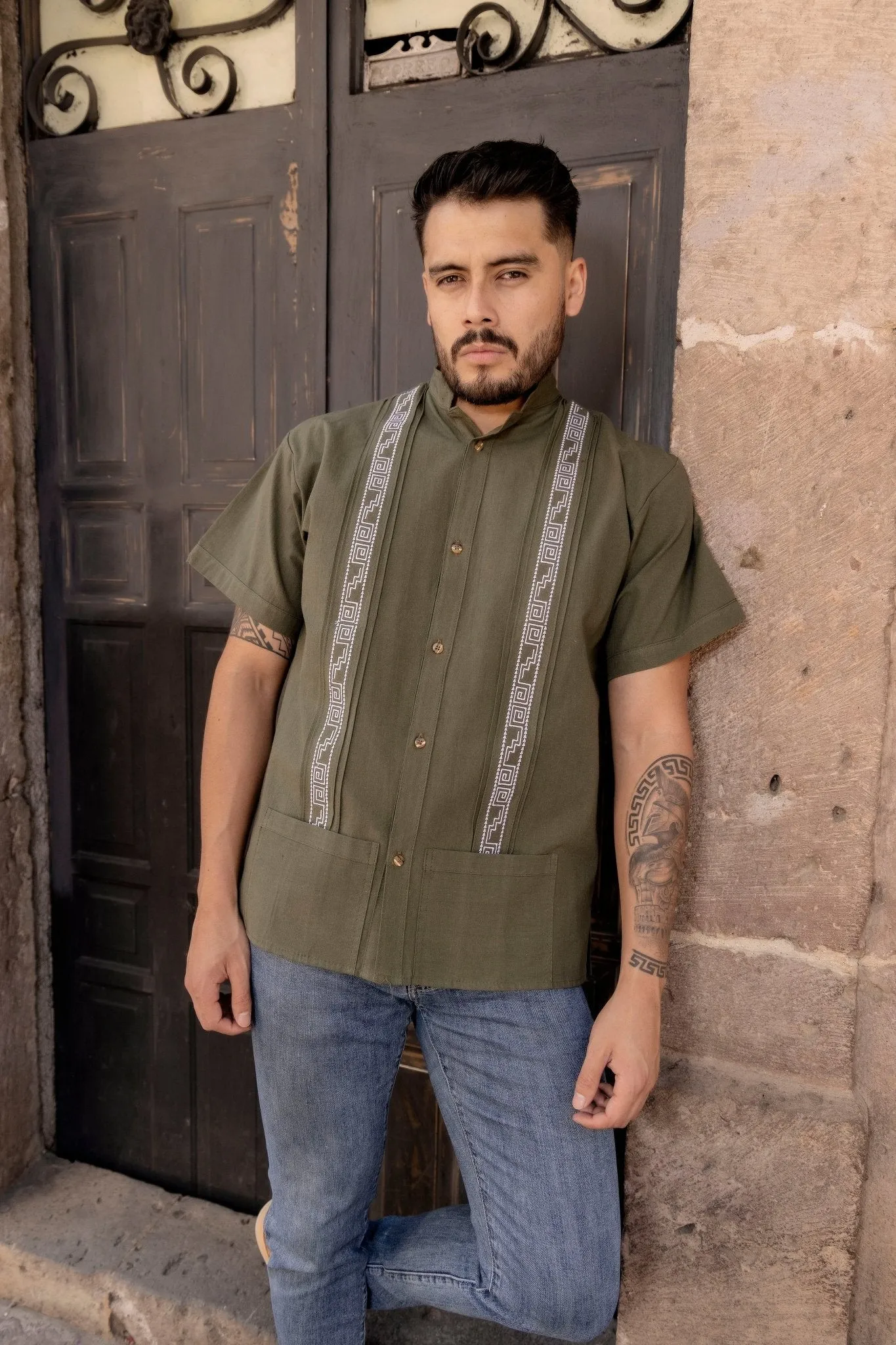 Guayabera Greca