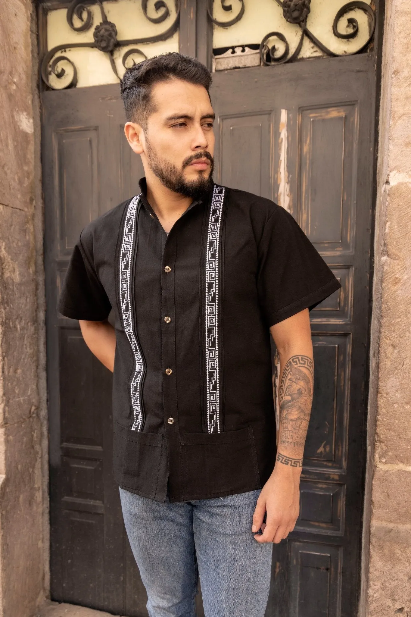Guayabera Greca